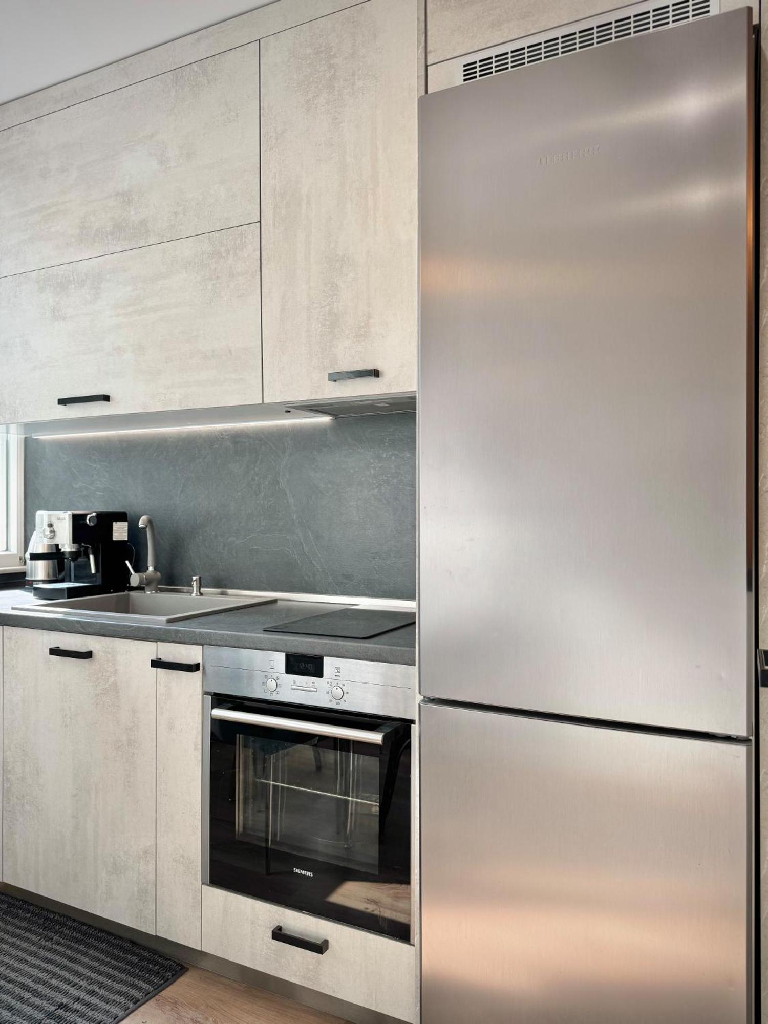 Top Centre 2Bed Apartment For 5 Guests 2 Minutes From High Street 플로브디프 외부 사진