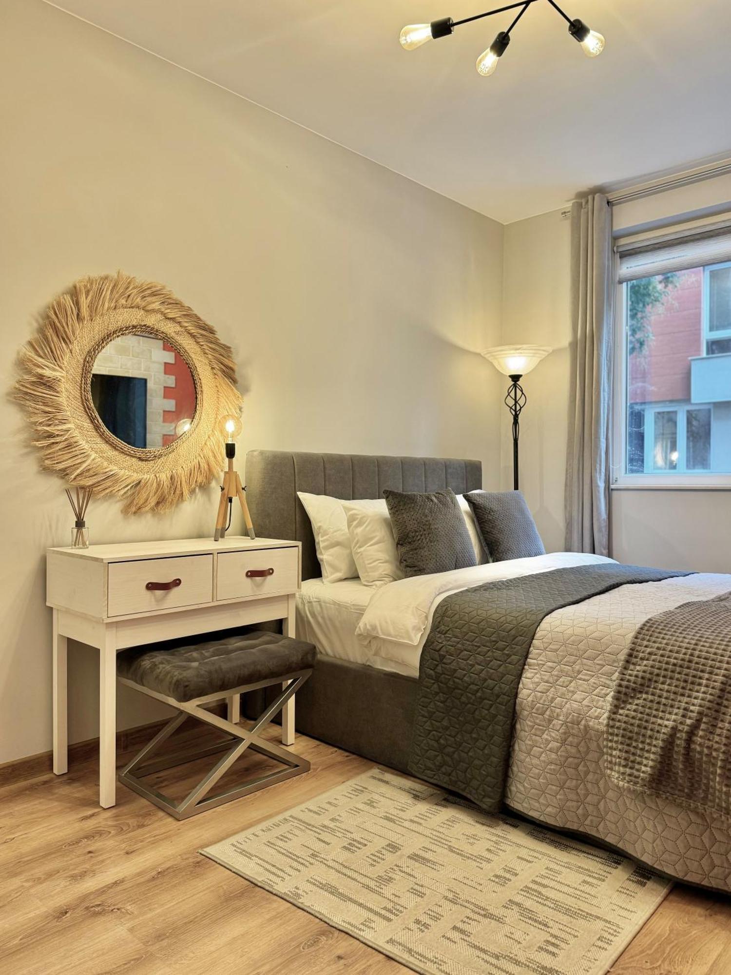 Top Centre 2Bed Apartment For 5 Guests 2 Minutes From High Street 플로브디프 외부 사진